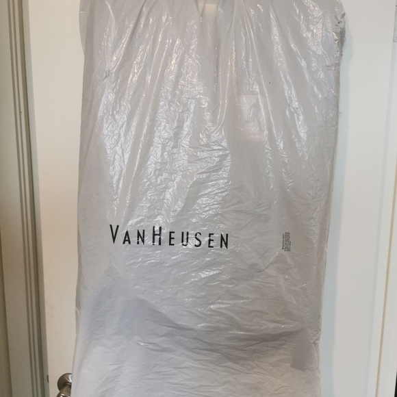 Men Charcoal Suits - Picture 6 of 6